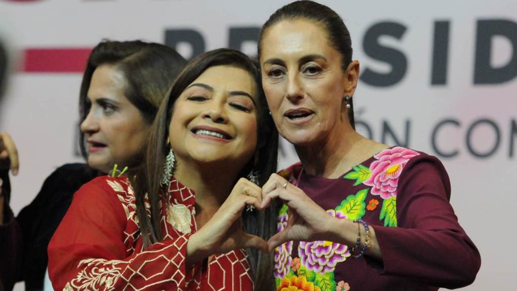 Durante la tarde de este 1 de marzo, Claudia Sheinbaum y Clara Brugada comenzarán el arranque de su campaña electoral en el Zócalo