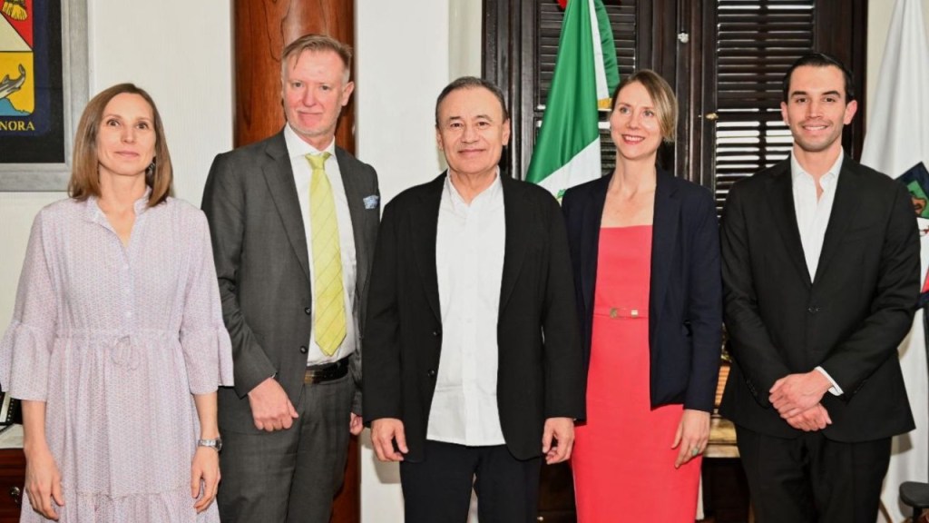 Para conocer el interés de empresas finlandesas de instalarse en Sonora, Alfonso Durazo se reunió con el embajador de Finlandia en México