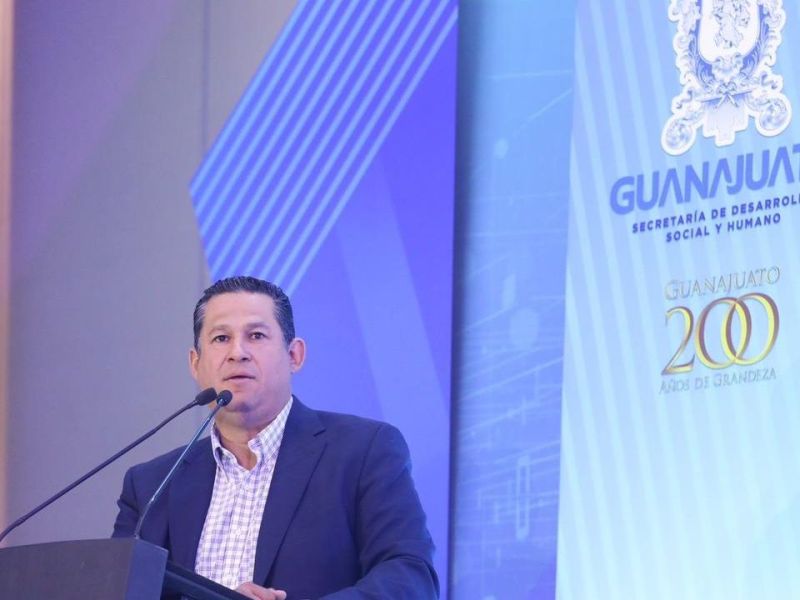 Diego Sinhue, gobernador de Guanajuato, clausura foro “Construyendo el Desarrollo Social Sostenible”