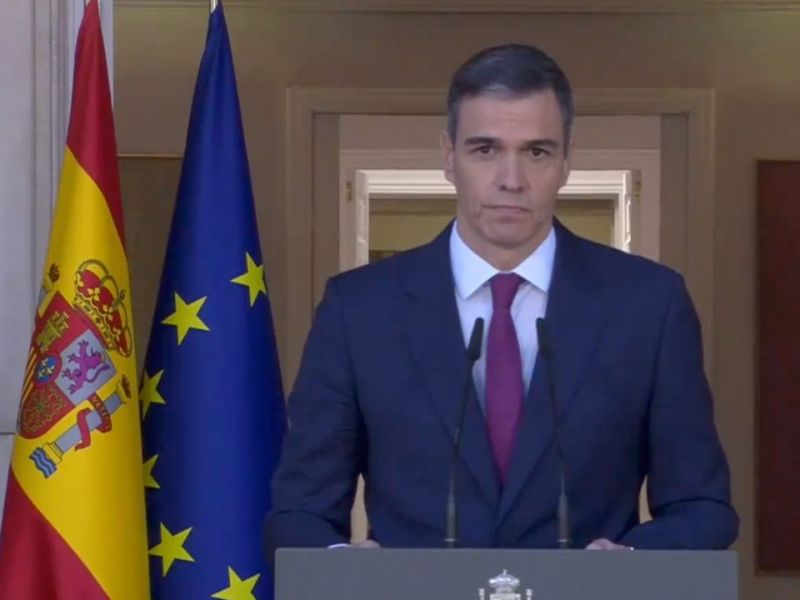 Pedro Sánchez seguirá al  frente del Gobierno español