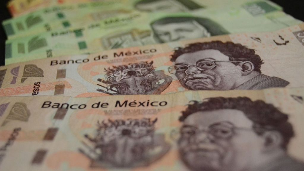 La Encuesta de Expectativas de los Especialistas del Sector Privado hecha por el Banco de México en marzo revisó al alza el pronóstico de inflación