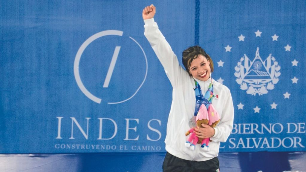 Una década después de participar en los Juegos Olímpicos de la Juventud en Nanjing 2014, la levantadora de pesas Janeth Gómez aseguró su presencia en París 2024