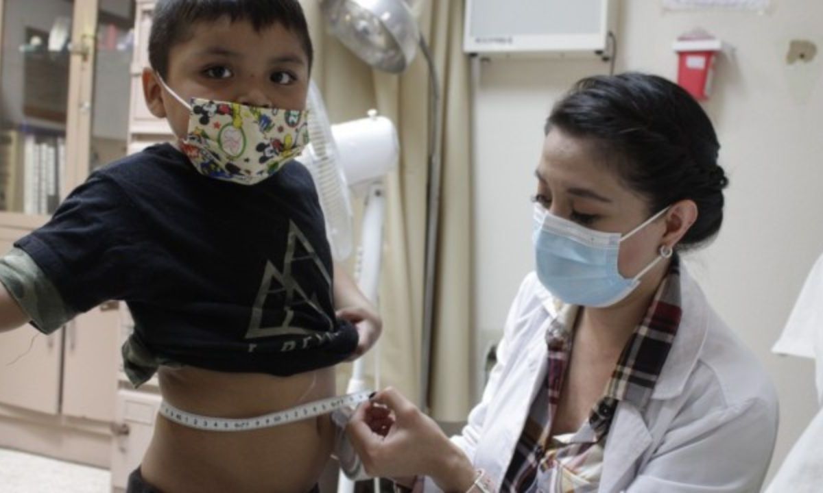 Alerta. La doctora Elisa Barrios señaló que a la semana el nosocomio recibe alrededor de 20 infantes con esta condición.