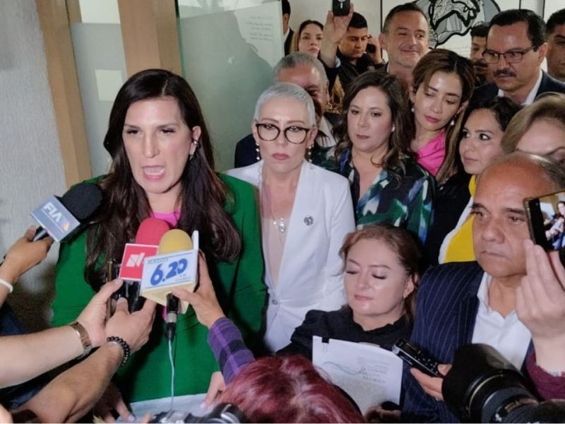 Ratifican senadores de oposición demanda de juicio político con Arturo Zaldívar