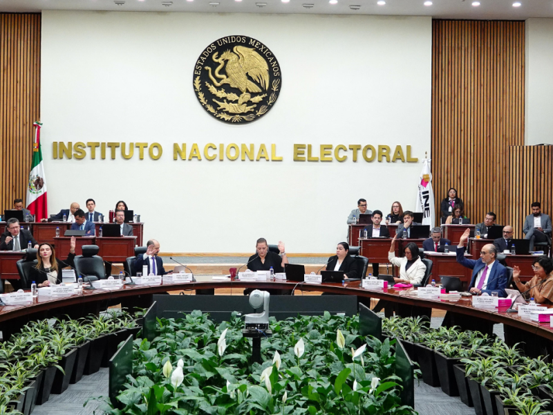 Plantea INE reintegrar registro de votación desde el extranjero a más de 20 mil mexicanos