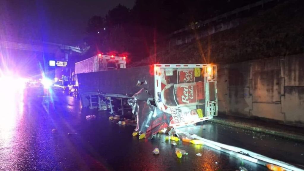 Seis muertos y 18 heridos deja accidente en la México-Tuxpan
