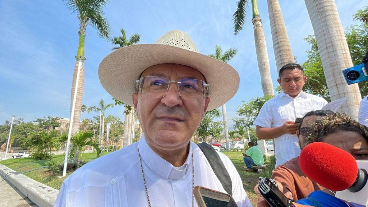 Nuncio apostólico respalda a obispo de Guerrero que buscan tregua del narco