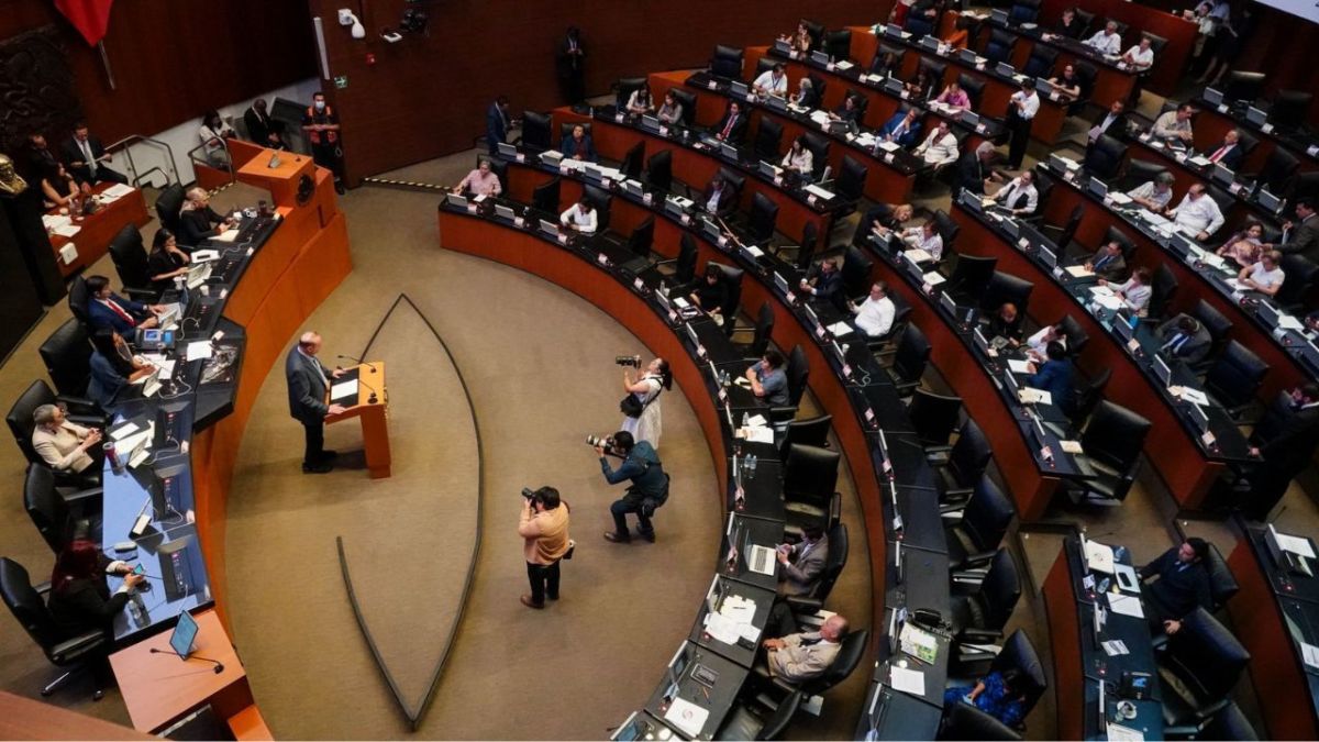 La agenda política convenida para la sesión de la Comisión Permanente volvió a ocasionar un debate de descalificaciones entre legisladores