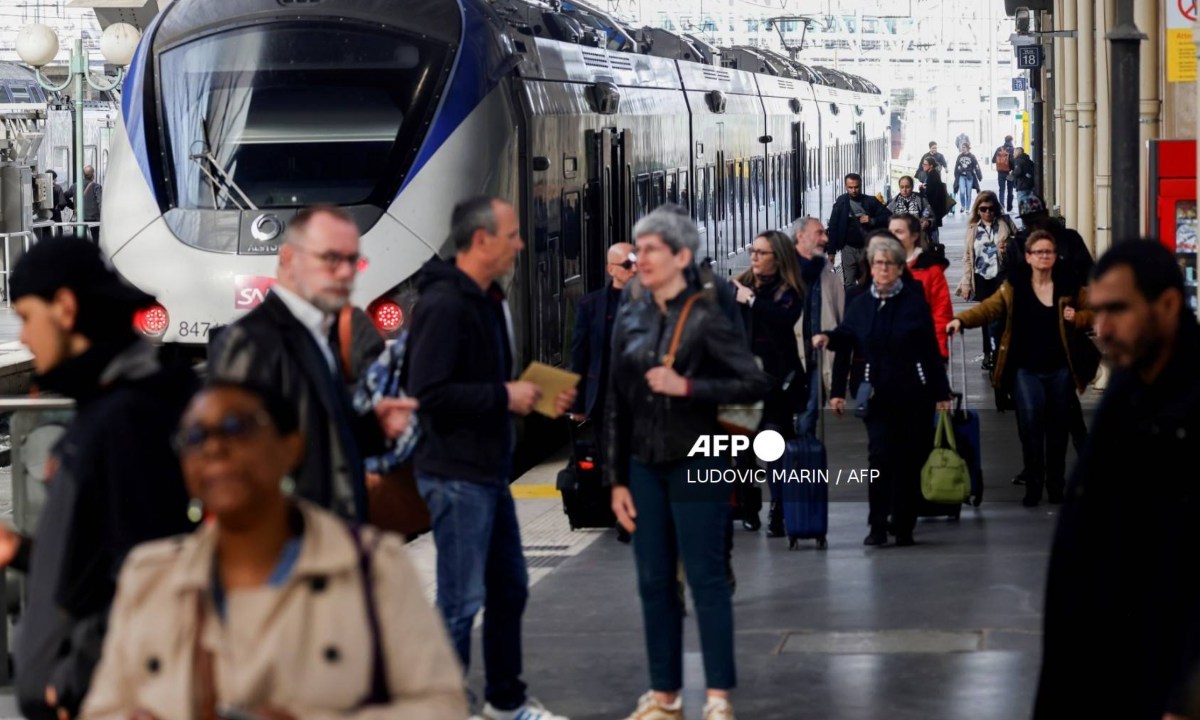 Las autoridades francesas llamaron a sus ciudadanos a sacar la bicicleta o caminar para no crear un caos en el transporte durante París 2024