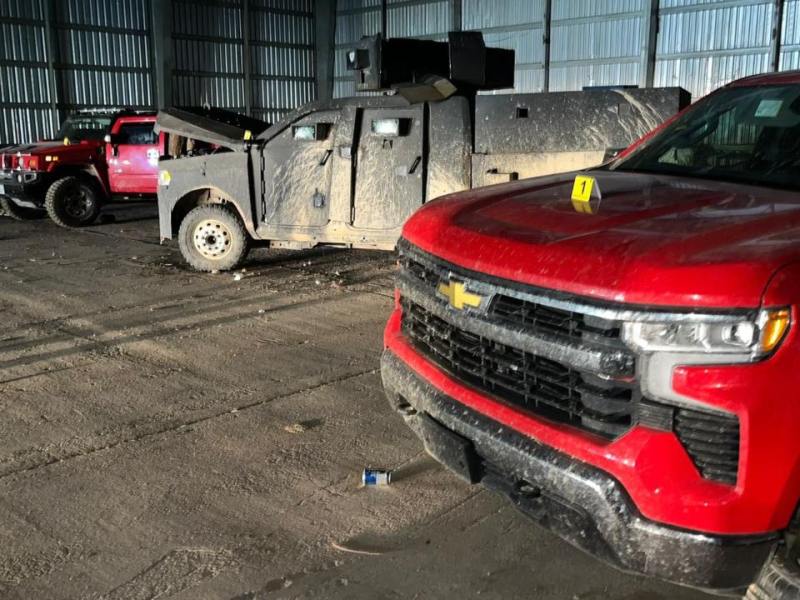 Aseguran en Sonora un taller utilizado para blindar vehículos tipo “monstruo”