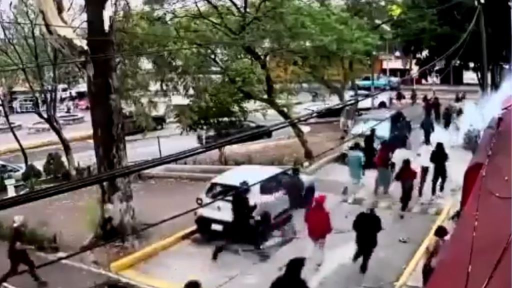 Revelan posible causa de muerte del alumno de la Fes Acatlán tras ataque porril en el CCH Naucalpan