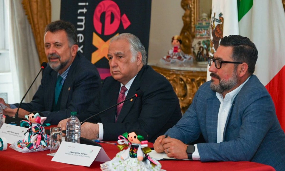El secretario de Turismo de México, Miguel Torruco Marqués, acompañado del embajador de México en Italia, Carlos García, inició una gira de trabajo en Rom
