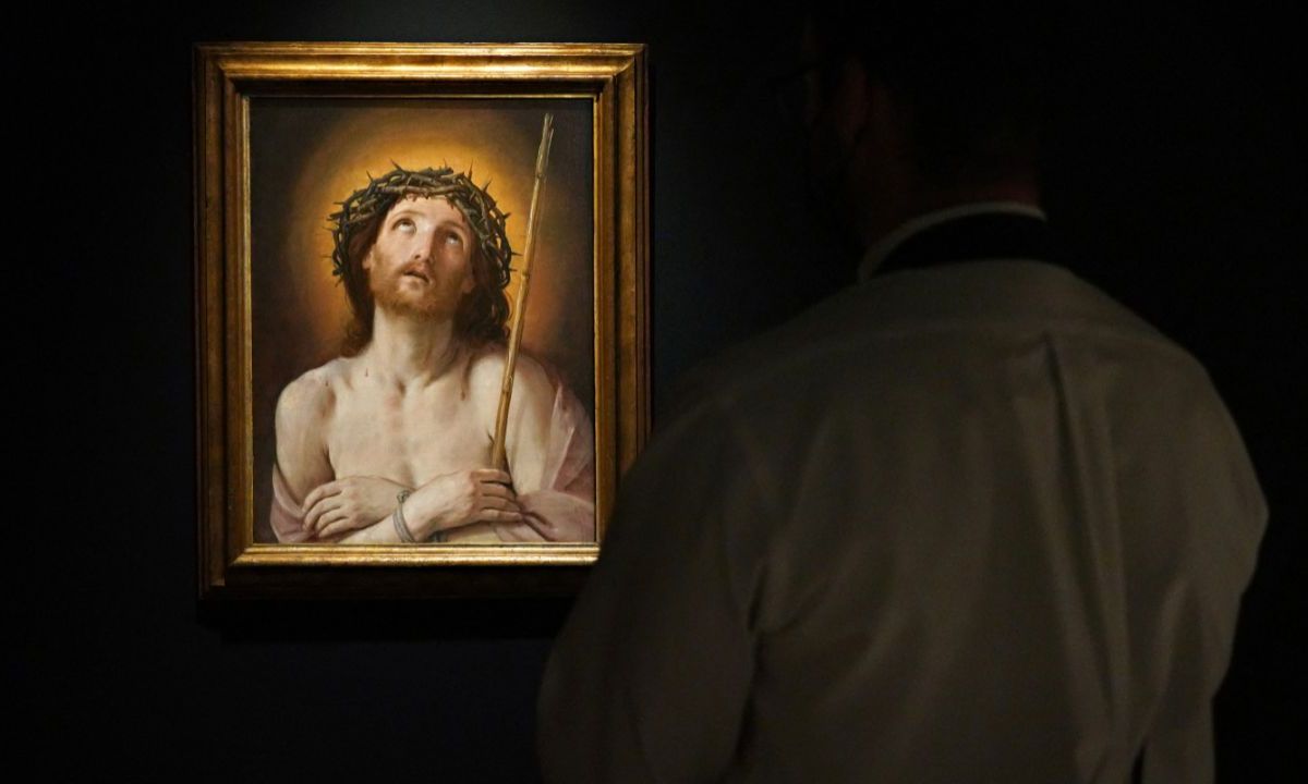 Un cuadro de Caravaggio que fue vendido por casi mil 500 euros (mil 600 dólares) en una subasta en 2021, se exhibirá en el Museo del Prado