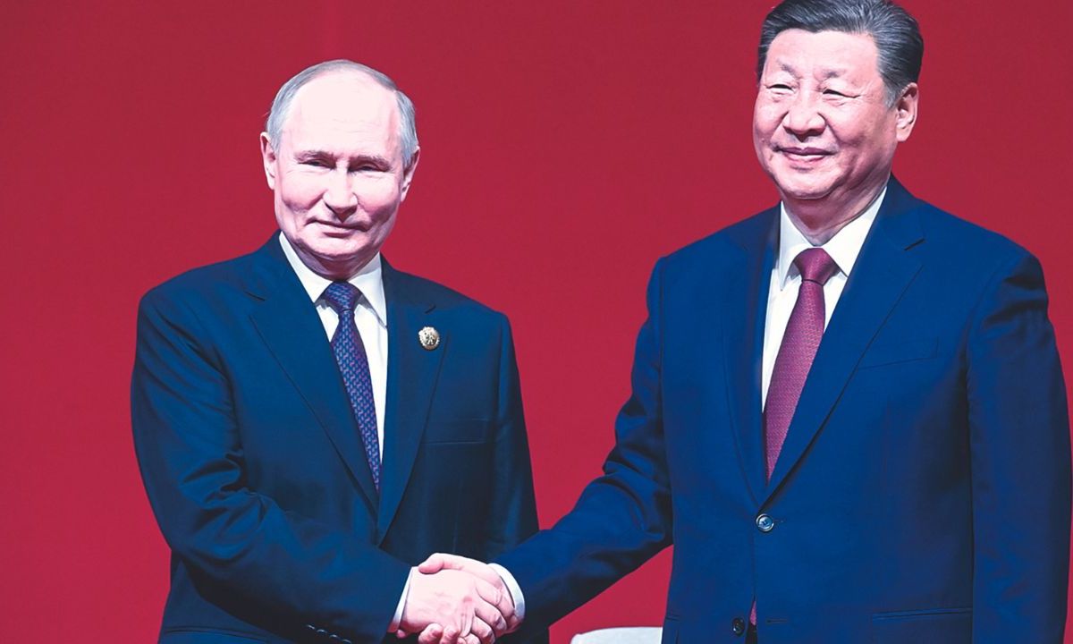 LAZOS. Este es el primer viaje al extranjero de Putin desde su reelección y el segundo en medio año a China, sostén económico de Rusia tras las sanciones impuestas por las potencias occidentales.