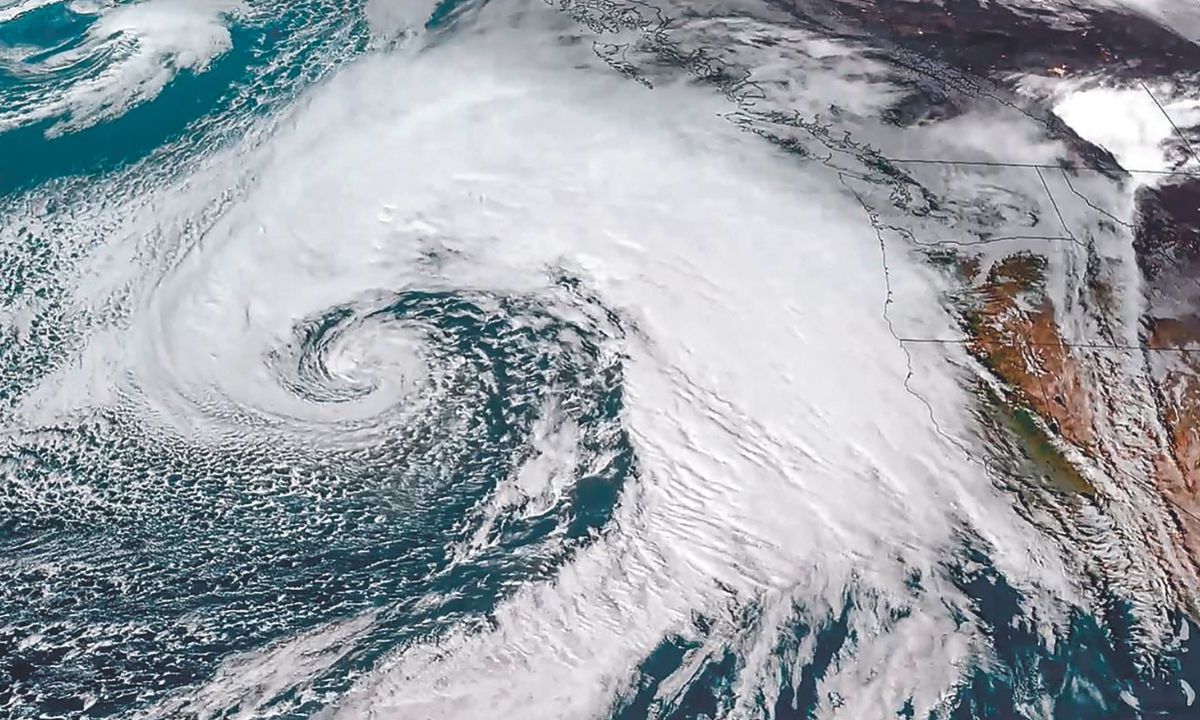 La temporada 2024 de huracanes en el Atlántico, que comenzará la semana próxima, se proyecta como "extraordinaria", con la posibilidad de que haya entre cuatro y siete huracanes de categoría 3 o más