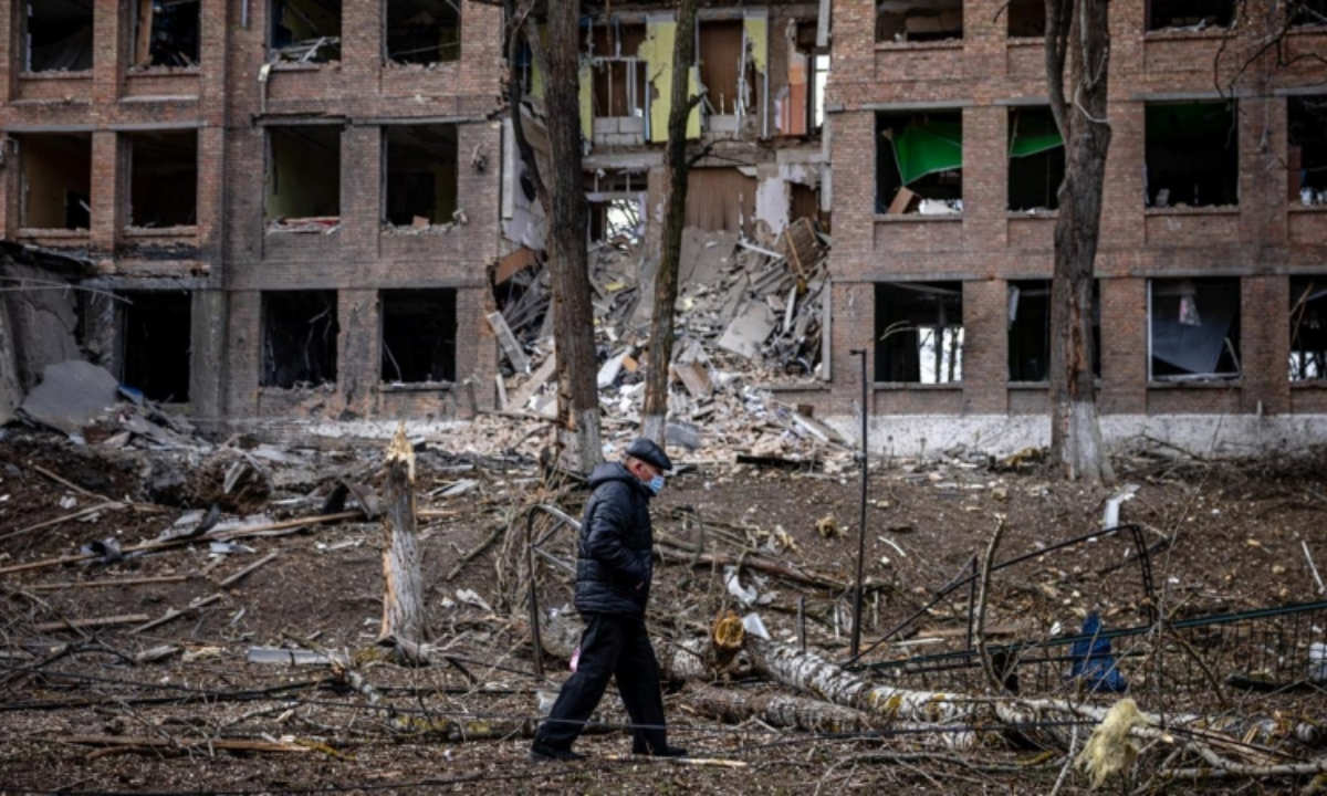 Misiles rusos atacan la segunda ciudad más grande de Ucrania y deja tres muertos