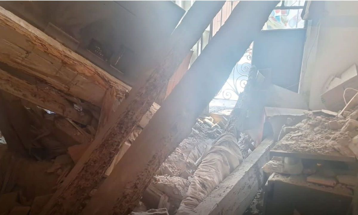 Colapsa techo de una casona en Puebla; hay 3 heridos, entre ellos un bebé de meses