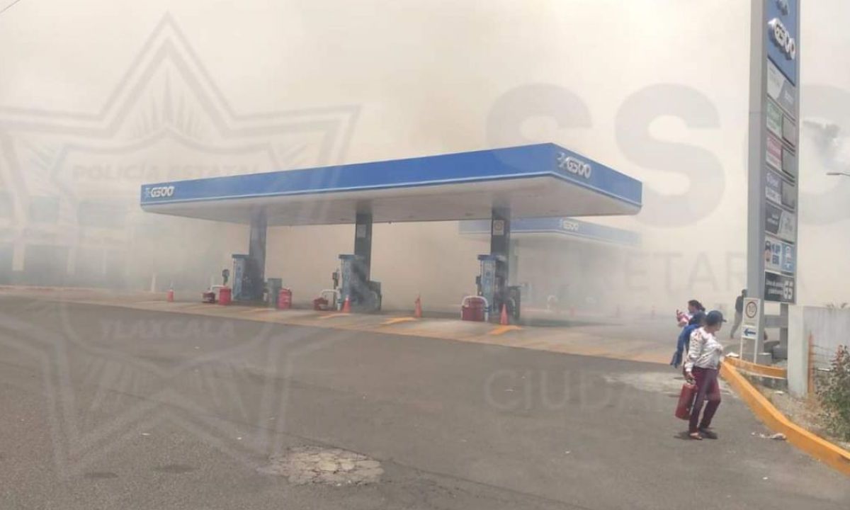Se incendian pastizales en las inmediaciones de IMSS en Tlaxcala