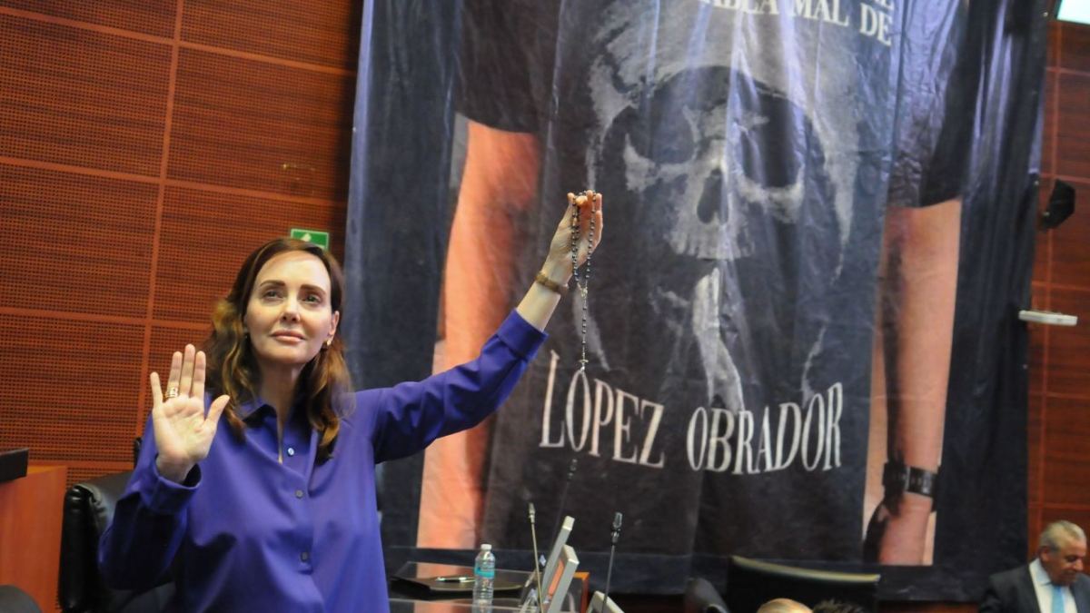 Lilly Téllez arremetió contra el Partido del Trabajo (PT) y su militante, Gerardo Fernández Noroña, por el tema de la Santa Muerte