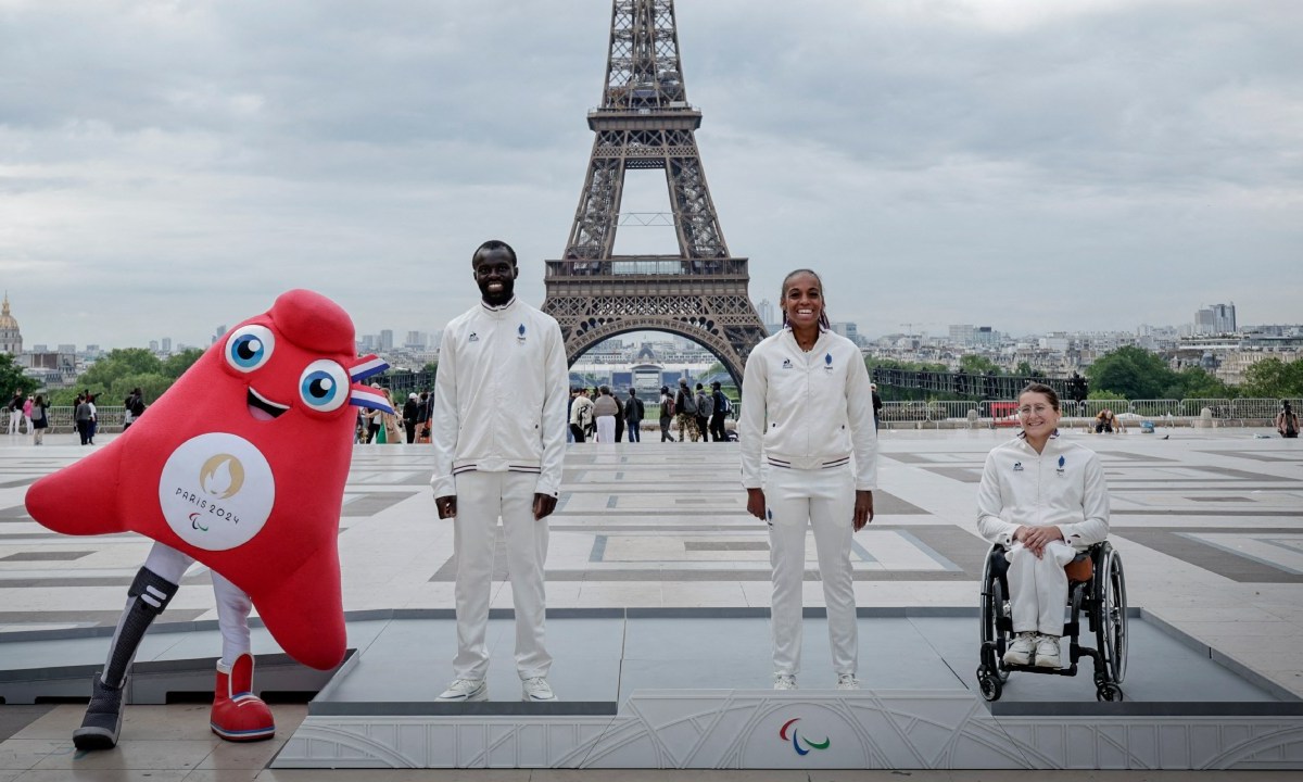 A dos meses de que den comienzo los Juegos Olímpicos de París 2024, este jueves el comité organizador presentó los podios oficiales.
